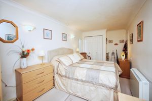 BEDROOM- click for photo gallery